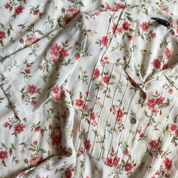 SOLD - Picture 2 of 7